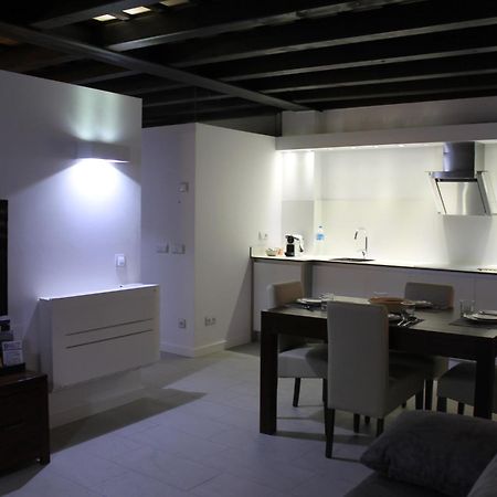 Apartaments Y Habitacions Entre Volcans Olot Luaran gambar