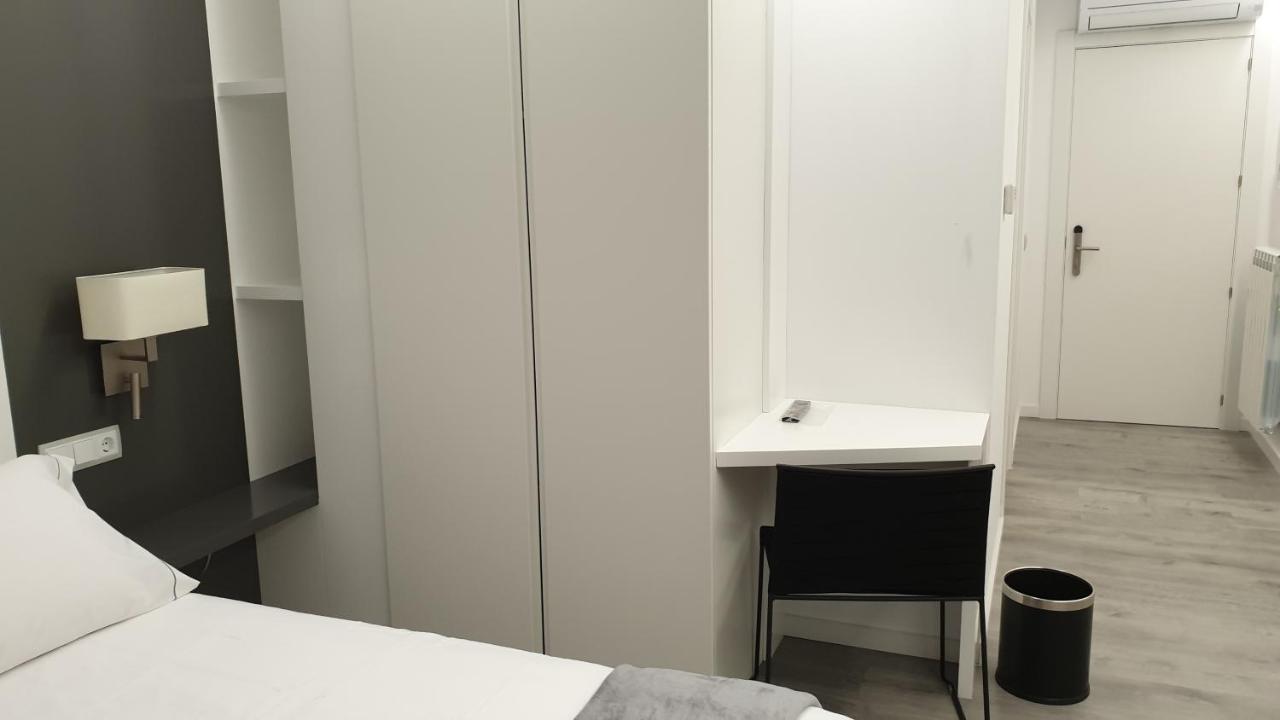Apartaments Y Habitacions Entre Volcans Olot Luaran gambar