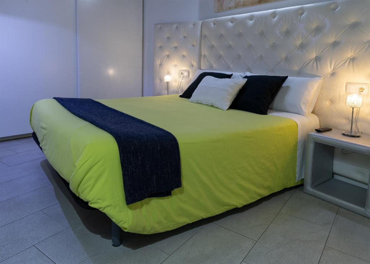 Apartaments Y Habitacions Entre Volcans Olot Luaran gambar