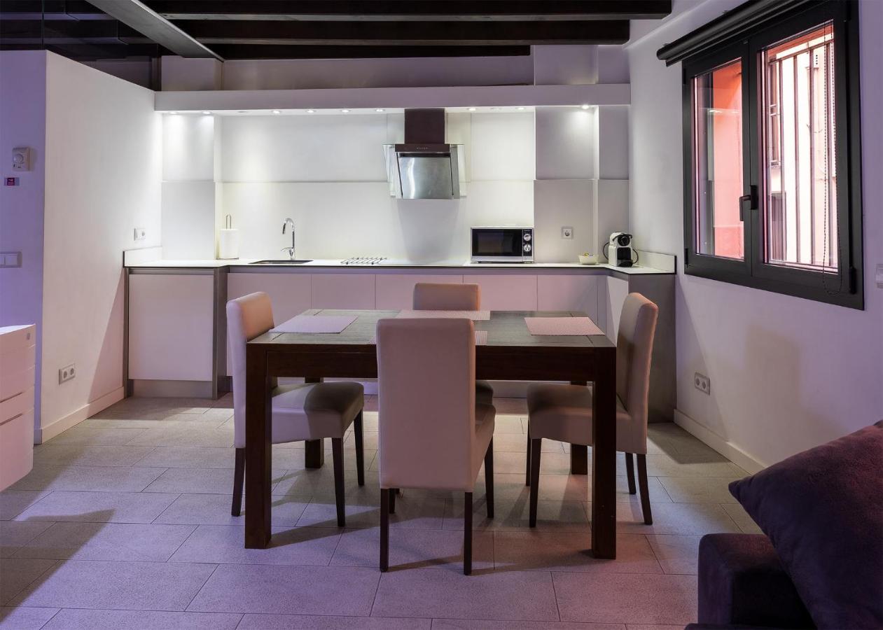 Apartaments Y Habitacions Entre Volcans Olot Luaran gambar