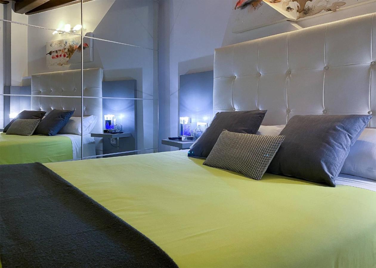 Apartaments Y Habitacions Entre Volcans Olot Luaran gambar