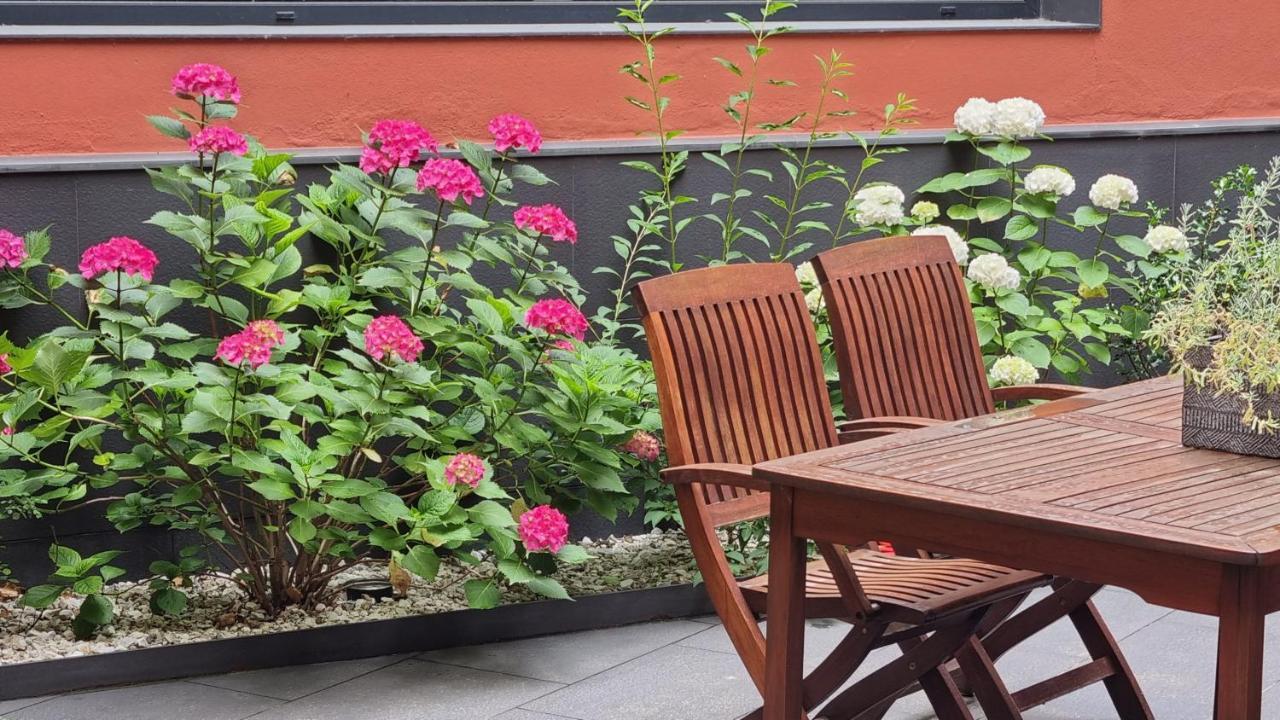 Apartaments Y Habitacions Entre Volcans Olot Luaran gambar